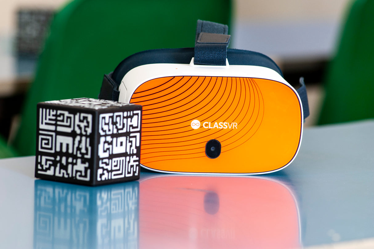 ClassVR Xplorer komplekt 8 peaseadmega CVR3128-CRS-8