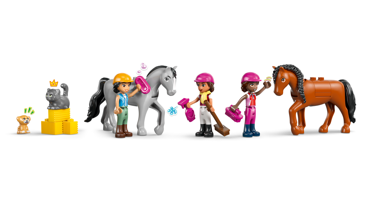 LEGO Friends Hobusetall ja ratsakool 42688L