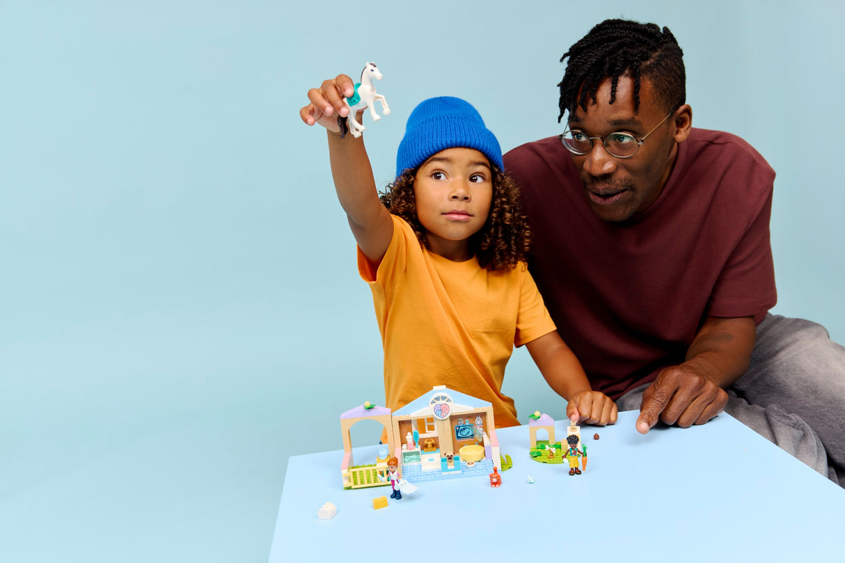 LEGO Friends Loomakliinik 42696L