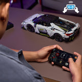 LEGO Technic Lamborghini Revuelto supersportauto 42214L