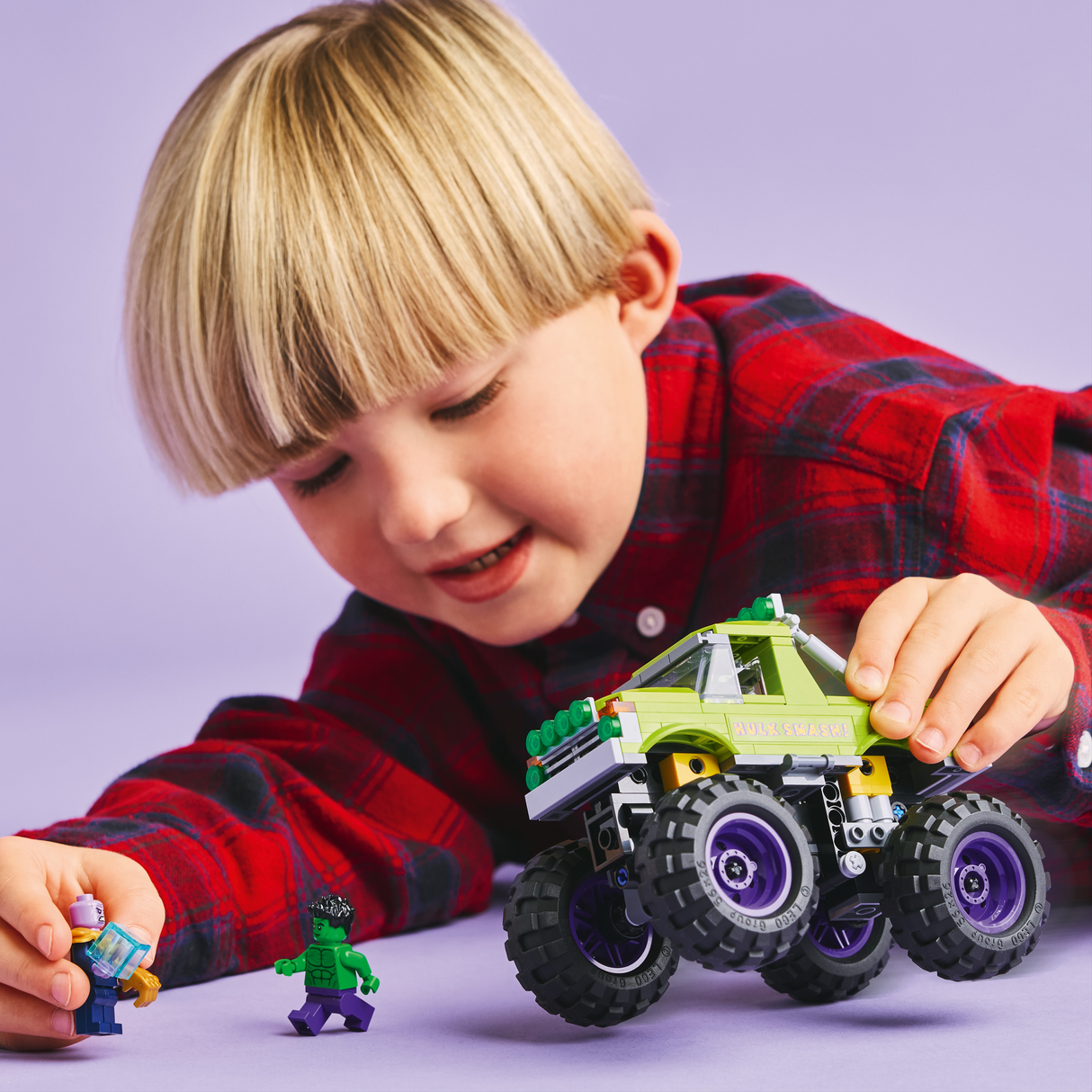 LEGO Super Heroes The Hulki veoauto vs. Thanos 76312L
