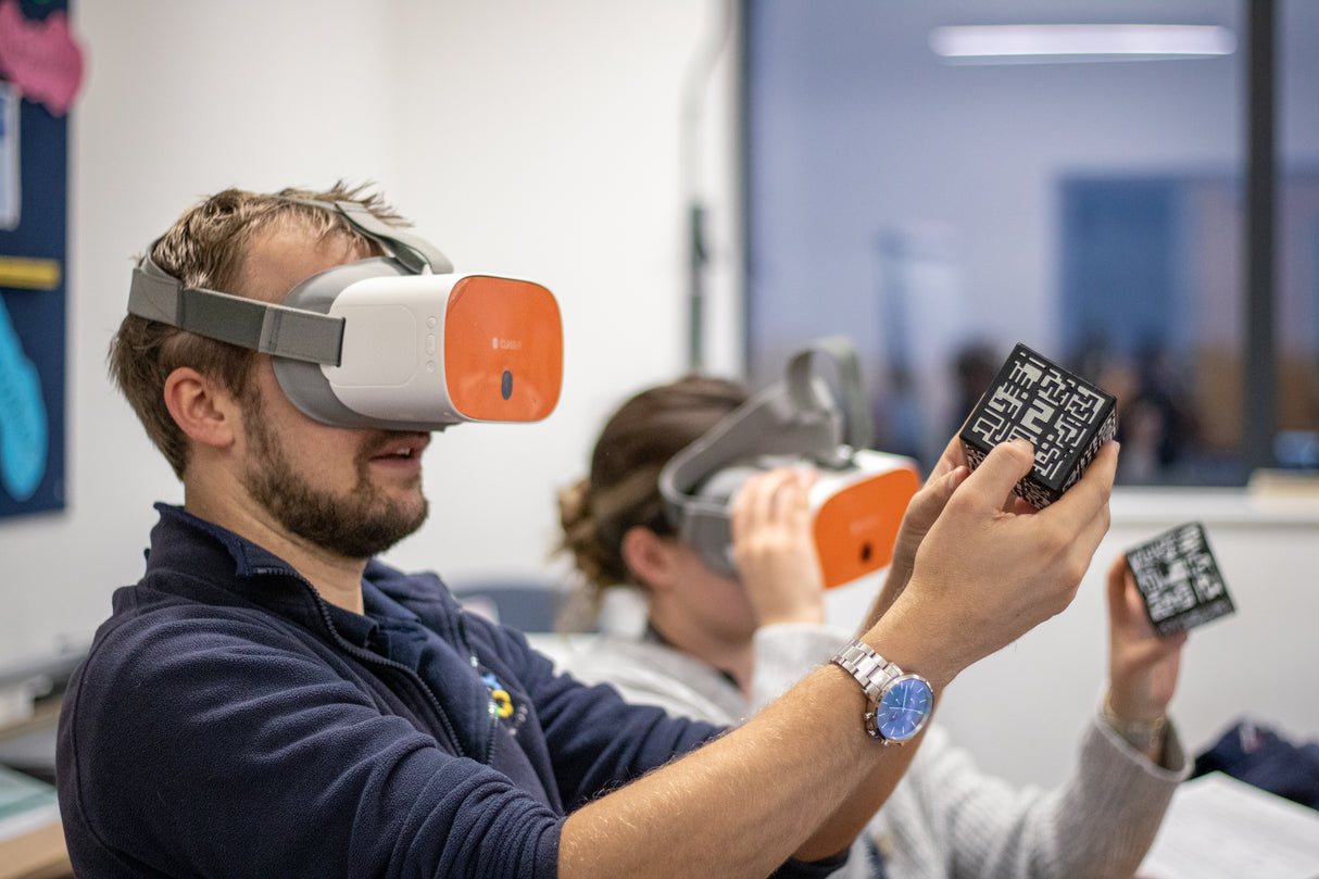 ClassVR Xplorer mobiilne kapp 30 peaseadmega CVR3128-CRS2-30