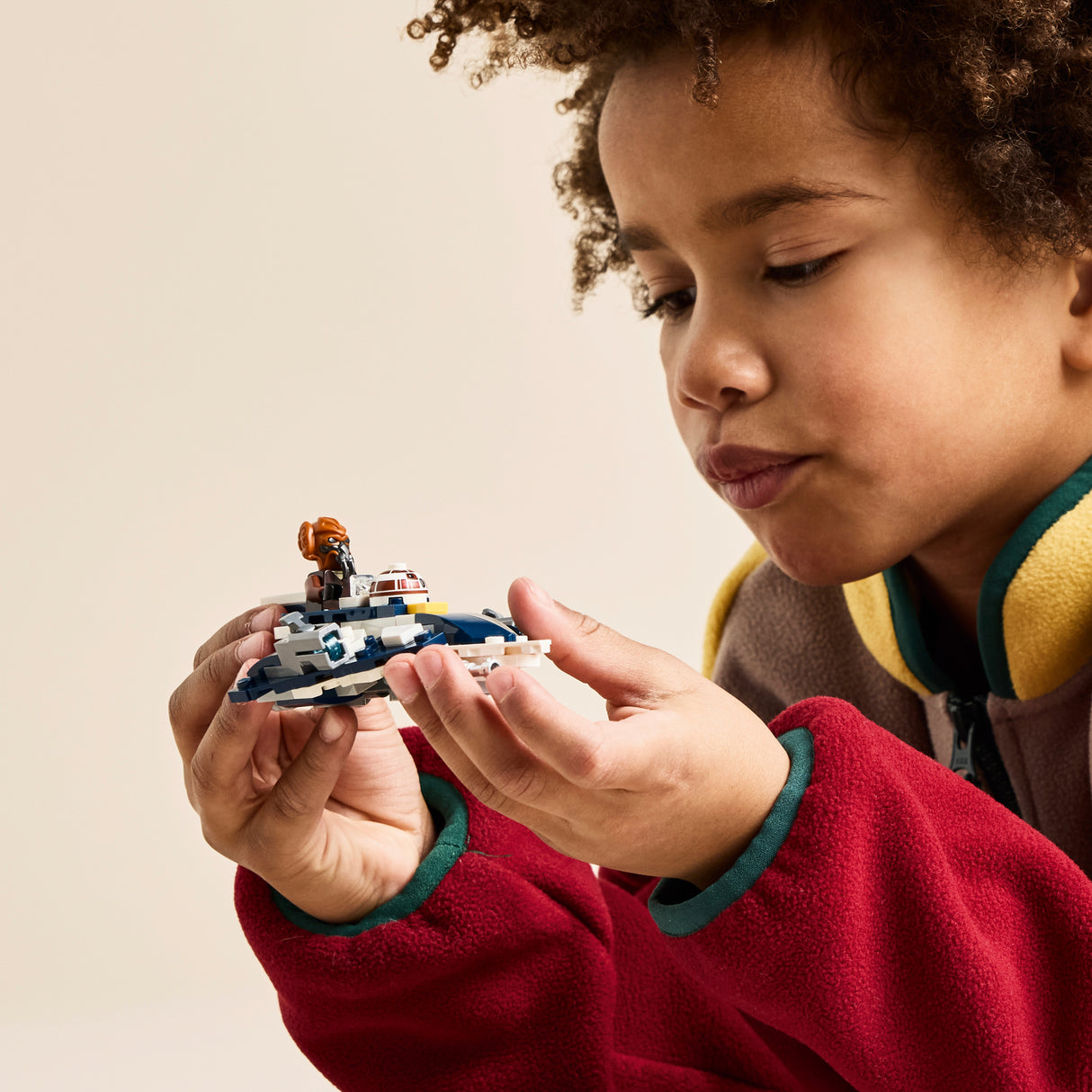 LEGO Star Wars Plo Kooni Jedi Starfighter™-i mikrovõitleja 75400L