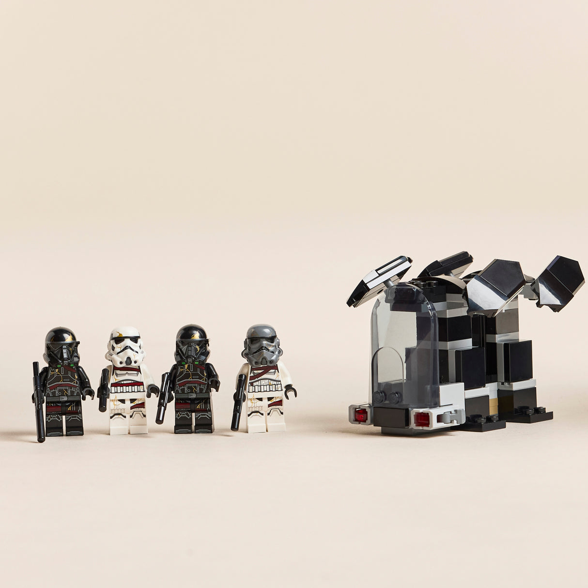 LEGO Star Wars Death trooperi ja night trooperi lahingukomplekt 75412L