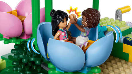 LEGO Friends Pöörlev lille ja haldja tassikarussell 42702L
