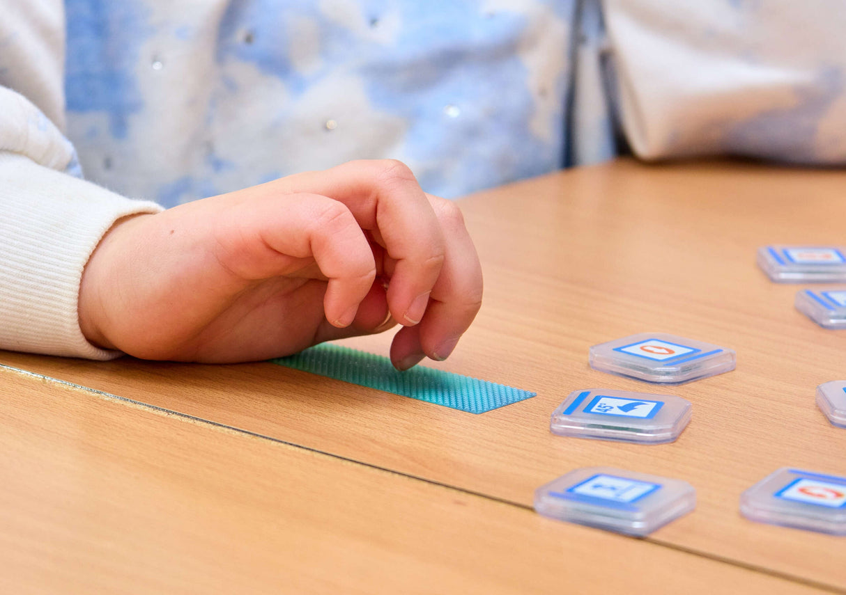 TTS Tactile programmi käsulugeja Pro standardplaadid AV47802B